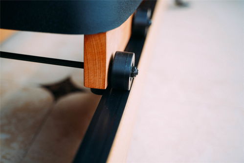 當不了衣架的健身器材 野小獸劃船機R40深度體驗